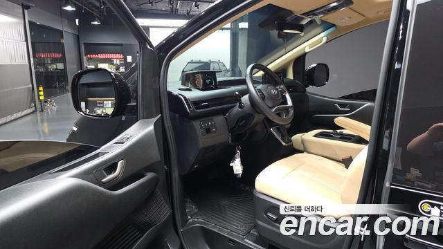 Hyundai Staria HEV 1.6 Tourer 11-Seater Modern 2025 — фото 10