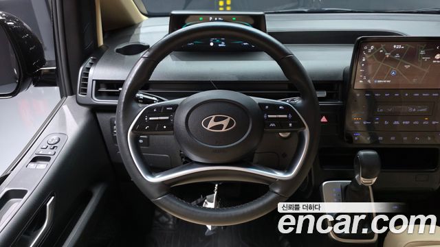 Hyundai Staria HEV 1.6 Tourer 11-Seater Modern 2025 — фото 14