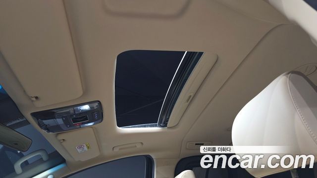 Hyundai Staria HEV 1.6 Tourer 11-Seater Modern 2025 — фото 18