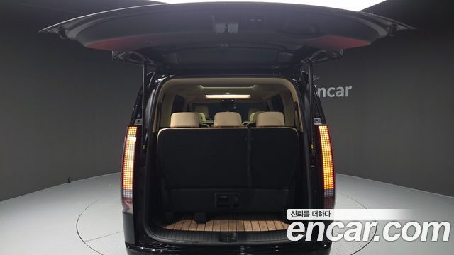 Hyundai Staria HEV 1.6 Tourer 11-Seater Modern 2025 — фото 20