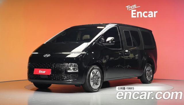 Hyundai Staria HEV 1.6 Tourer 11-Seater Modern 2025 — фото 1