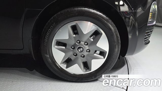 Hyundai Staria HEV 1.6 Tourer 11-Seater Modern 2025 — фото 21