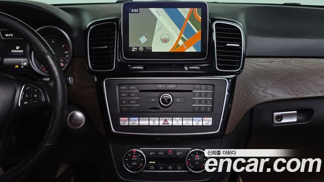 Mercedes-Benz GLE-Class (W166) GLE350 d 4MATIC 2016 — фото 18