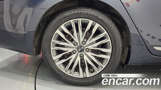 Kia K7 Premier Hybrid Signature 2020 — фото 5