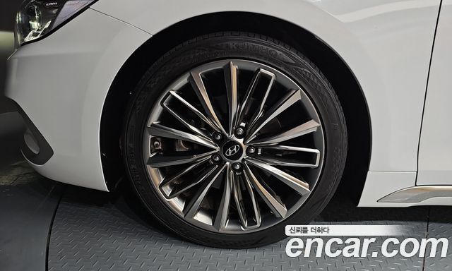 Hyundai Grandeur (IG) 3.0 Exclusive Special 2017 — фото 5