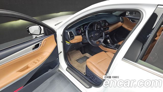 Hyundai Grandeur (IG) 3.0 Exclusive Special 2017 — фото 15