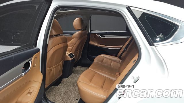 Hyundai Grandeur (IG) 3.0 Exclusive Special 2017 — фото 16