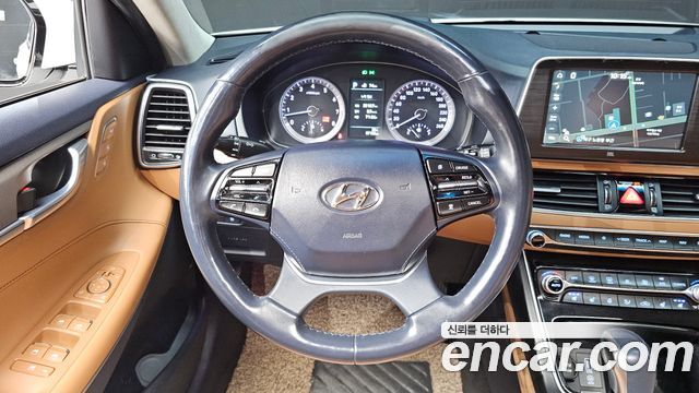 Hyundai Grandeur (IG) 3.0 Exclusive Special 2017 — фото 17