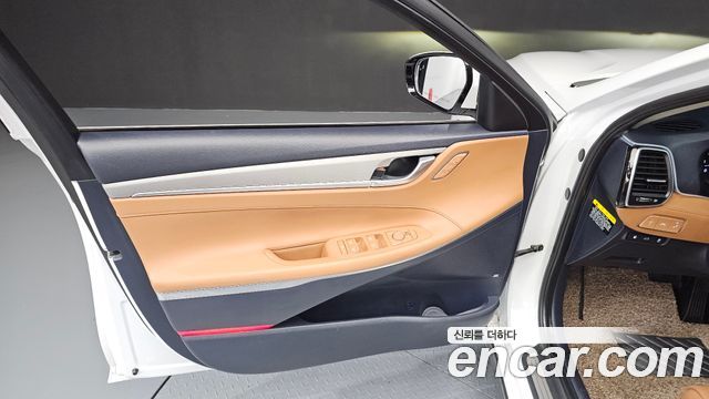 Hyundai Grandeur (IG) 3.0 Exclusive Special 2017 — фото 30