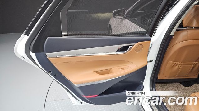 Hyundai Grandeur (IG) 3.0 Exclusive Special 2017 — фото 31