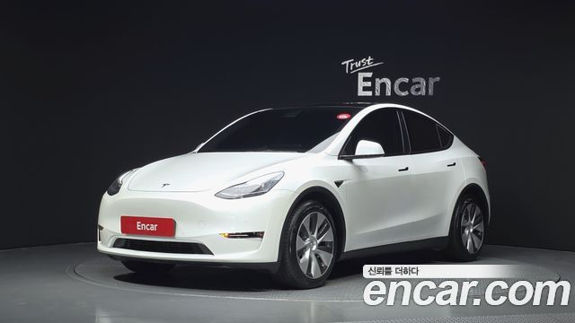 Tesla Model Y Long Range AWD
