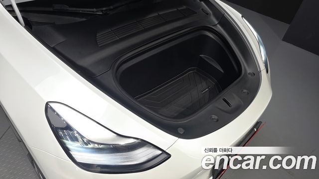 Tesla Model Y Long Range AWD 2021 — фото 6