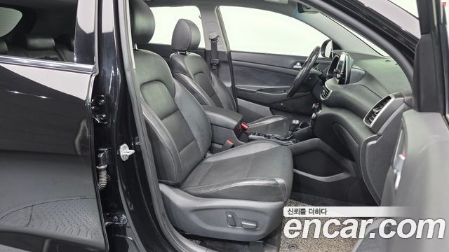 Hyundai Tucson Diesel 2.0 2WD Premium 2019 — фото 11