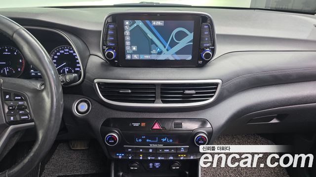 Hyundai Tucson Diesel 2.0 2WD Premium 2019 — фото 14