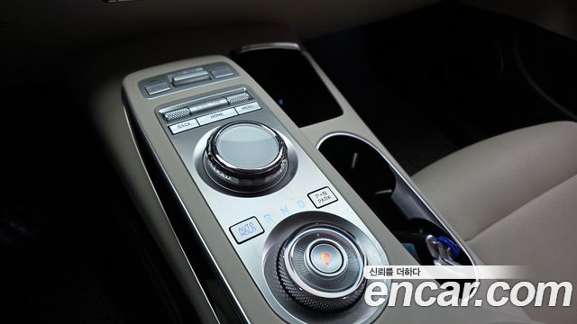 Genesis GV70 2.5T Gasoline 2WD 2023 — фото 9
