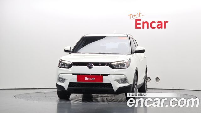 KG Mobility (SsangYong) Tivoli LX 2WD HI-DLX 2015 — фото 3