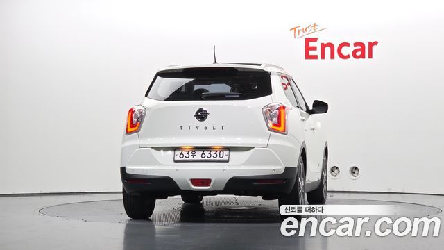 KG Mobility (SsangYong) Tivoli LX 2WD HI-DLX 2015 — фото 4