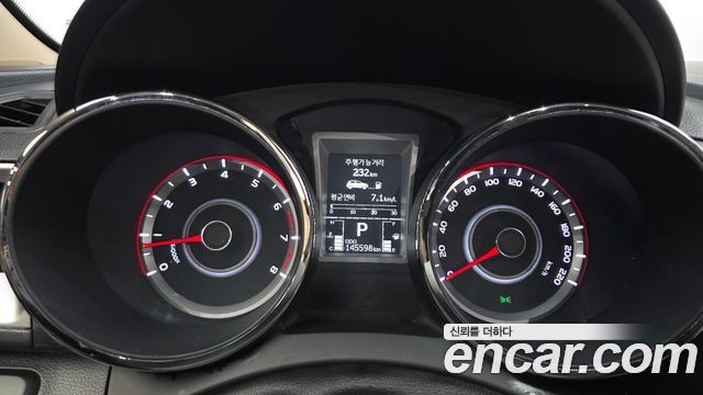 KG Mobility (SsangYong) Tivoli LX 2WD HI-DLX 2015 — фото 8