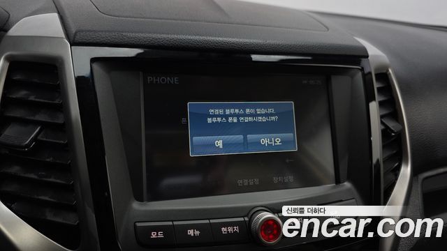 KG Mobility (SsangYong) Tivoli LX 2WD HI-DLX 2015 — фото 16