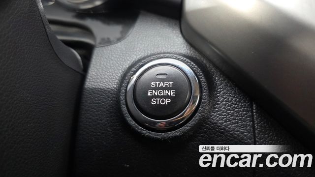 KG Mobility (SsangYong) Tivoli LX 2WD HI-DLX 2015 — фото 29