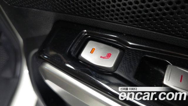 KG Mobility (SsangYong) Tivoli LX 2WD HI-DLX 2015 — фото 30