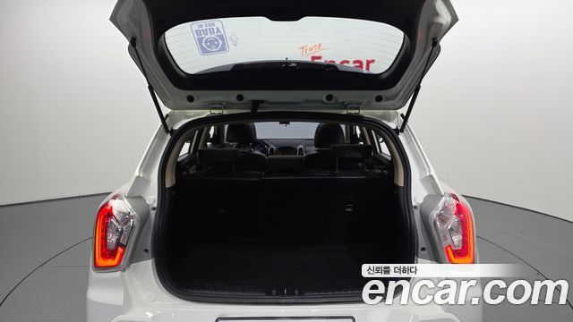 KG Mobility (SsangYong) Tivoli LX 2WD HI-DLX 2015 — фото 31