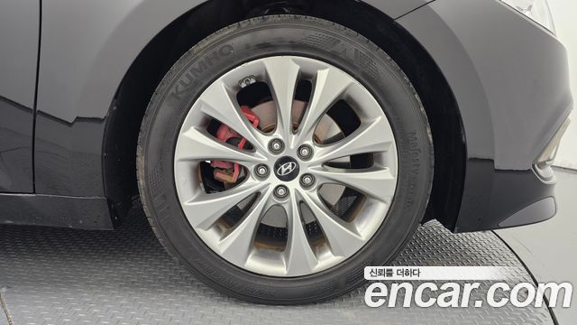 Hyundai Grandeur (HG) HG220 Diesel Modern 2016 — фото 21