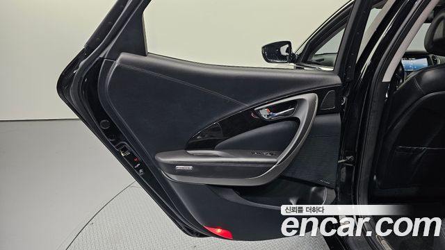 Hyundai Grandeur (HG) HG220 Diesel Modern 2016 — фото 25