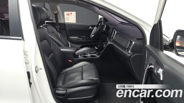 Kia Sportage (IV) Diesel 2WD Prestige 2016 — фото 11