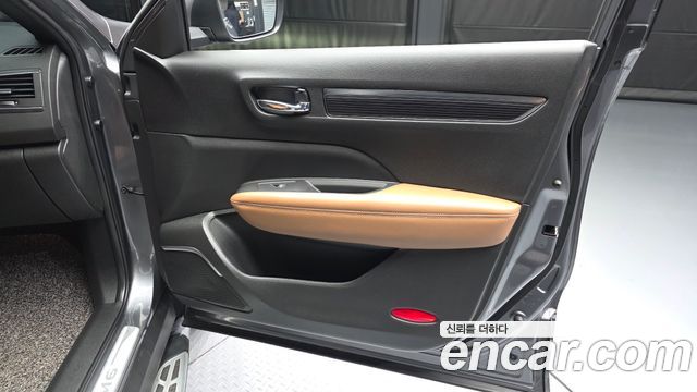 Renault Korea QM6 2.0 LPe RE Signature 2WD 2022 — фото 24