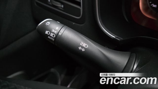 Renault Korea QM6 2.0 LPe RE Signature 2WD 2022 — фото 31