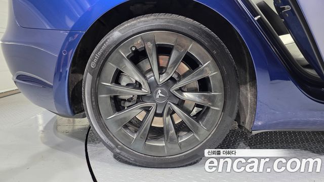 Tesla Model 3 Long Range AWD 2021 — фото 5