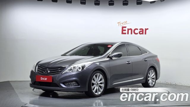Hyundai Grandeur (HG) HG330 Celebrity