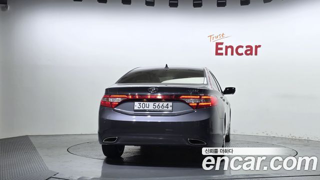 Hyundai Grandeur (HG) HG330 Celebrity 2012 — фото 4