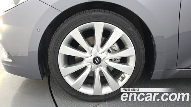 Hyundai Grandeur (HG) HG330 Celebrity 2012 — фото 5