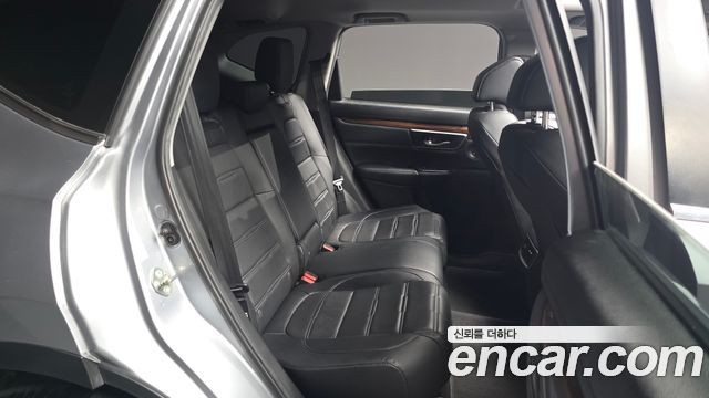 Honda CR-V (V) 1.5 Touring 4WD 2019 — фото 12