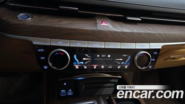 Genesis G80 (RG3) Gasoline 2.5 Turbo AWD 2023 — фото 18