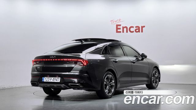 Kia K5 (III) 1.6 Turbo Signature 2023 — фото 2