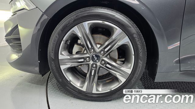 Kia K5 (III) 1.6 Turbo Signature 2023 — фото 5