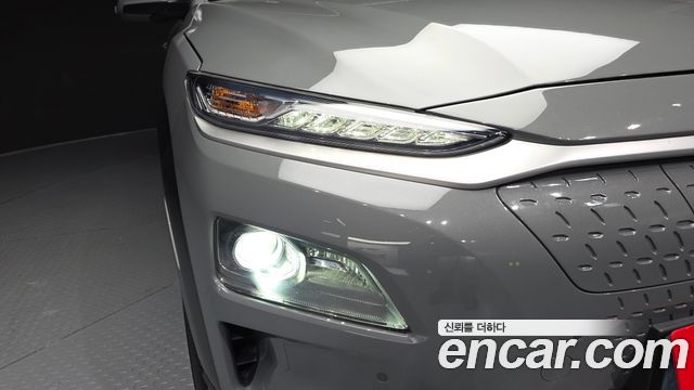 Hyundai Kona Electric Premium 2019 — фото 22