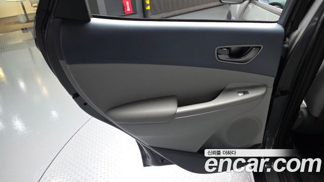 Hyundai Kona Electric Premium 2019 — фото 25