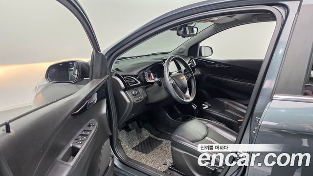 Chevrolet Spark Premier 2019 — фото 10