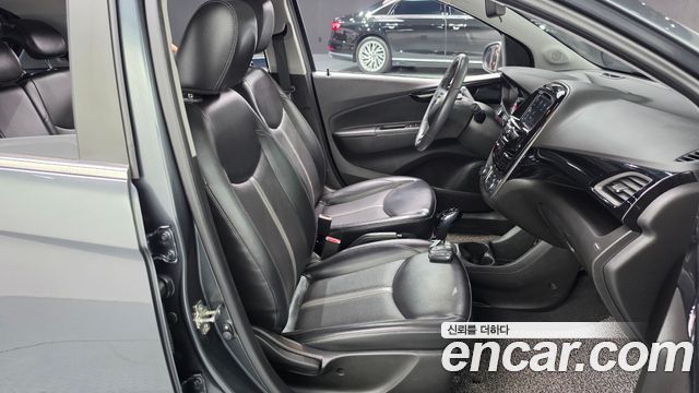 Chevrolet Spark Premier 2019 — фото 26