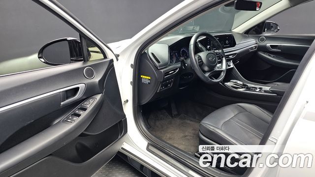 Hyundai Sonata (DN8) 2.0 Premium 2020 — фото 10
