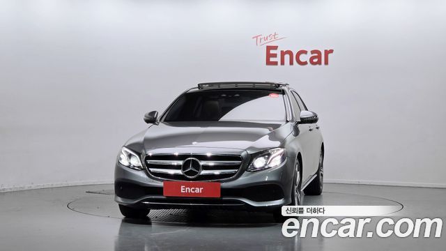 Mercedes-Benz E-Class (W213) E300 4MATIC Avnatgarde 2017 — фото 3