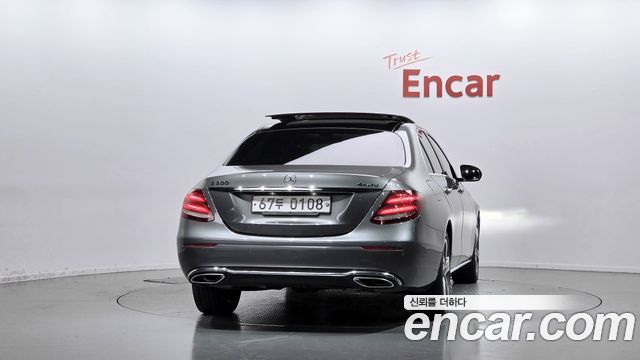 Mercedes-Benz E-Class (W213) E300 4MATIC Avnatgarde 2017 — фото 4