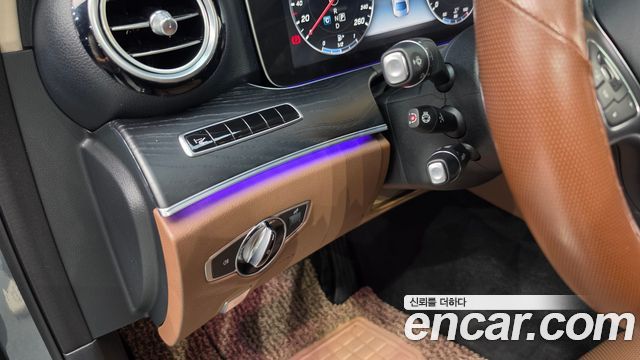 Mercedes-Benz E-Class (W213) E300 4MATIC Avnatgarde 2017 — фото 22