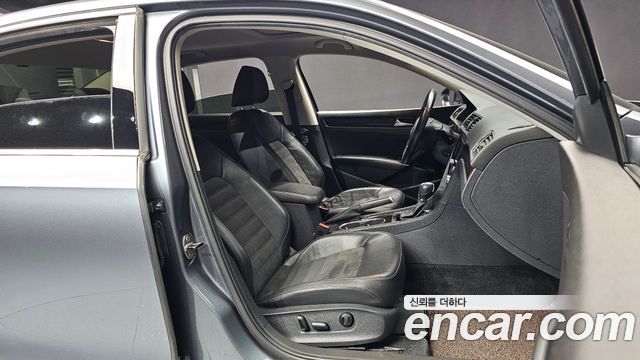 Volkswagen Passat 2.0 TDI B7 2014 — фото 12