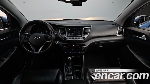 Hyundai Tucson Diesel 2.0 2WD Modern 2016 — фото 7