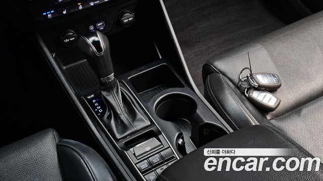 Hyundai Tucson Diesel 2.0 2WD Modern 2016 — фото 9